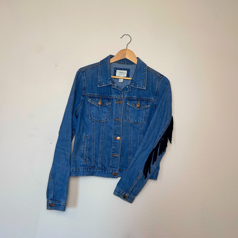 Womens Forever 21 Fringe Lightweight Denim Jacket Size S Boho Fun Casual